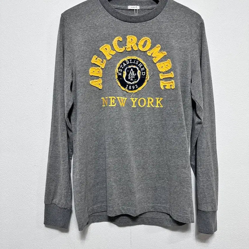 [BUNJANG] Abercrombie Gray Sweatshirt / 아베크롬비 맨투맨 티셔츠 그레이