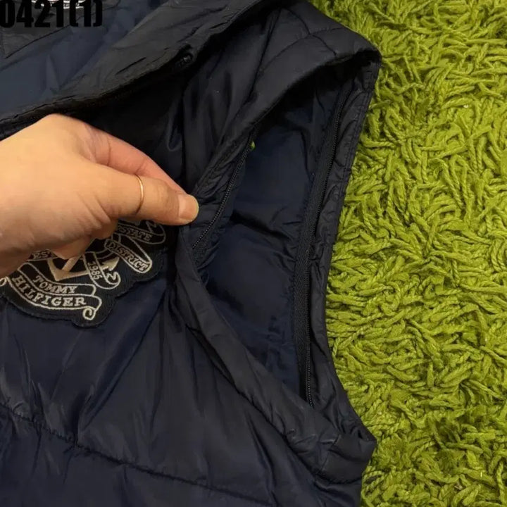 [BUNJANG] Tommy Hilfiger Navy Padded Vest 176 / 타미힐피거 패딩조끼 176
