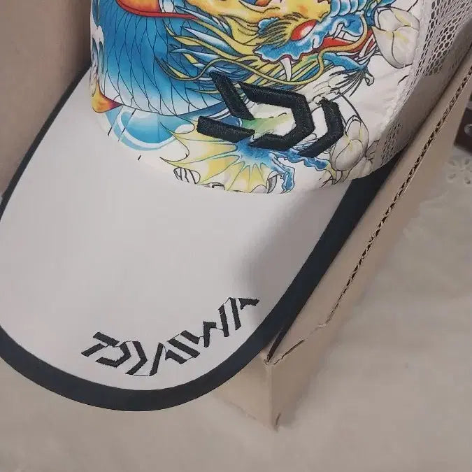 [SOLD OUT] 다이와 용 자수 메쉬캡 모자
