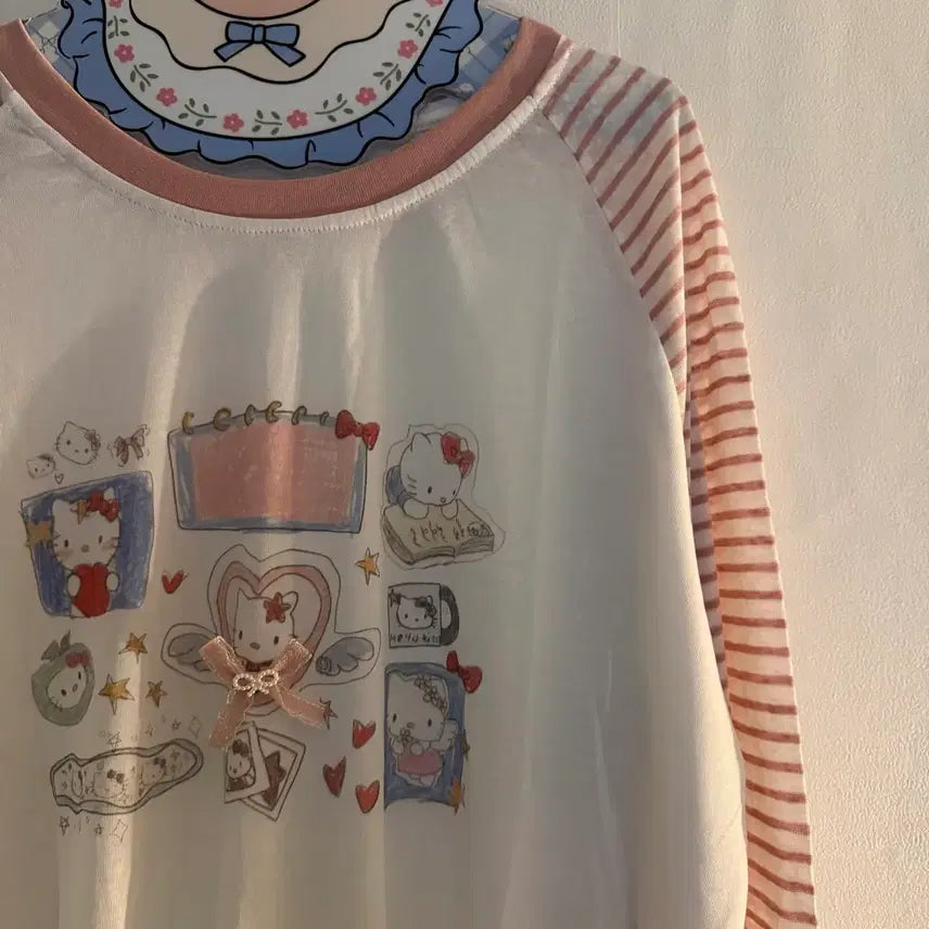 [BUNJANG] Kitty Ribbon Striped Long Sleeve Vintage Tee / 키티 리본 스트라이프 긴팔티 빈티지