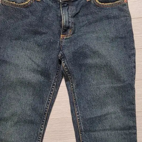 [BUNJANG] Jumi Look Floral Embroidered Flare Denim Pants / 새상품))주미 룩  플라워 자수 나팔 데님 팬츠
