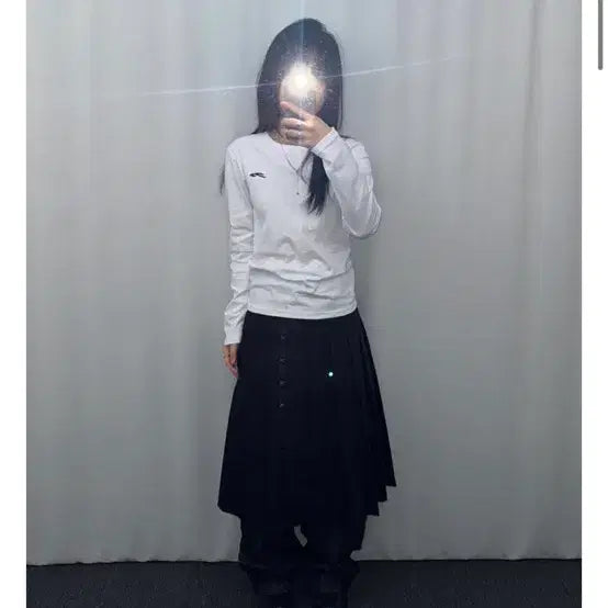 [BUNJANG] 탄산마그네슘 롱슬리브 화이트 블랙 새상품/교환 / 탄산마그네슘 롱슬리브 화이트 블랙 새상품/교환