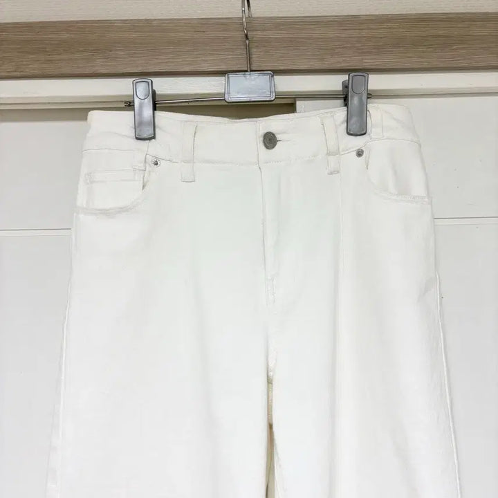 [SOLD OUT] 마레몬떼 화이트 와이드 데님 팬츠