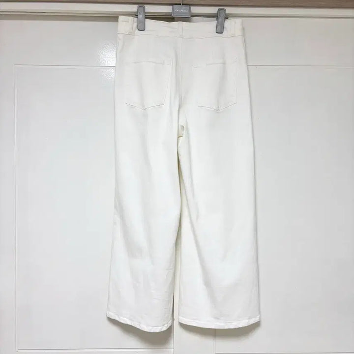 [SOLD OUT] 마레몬떼 화이트 와이드 데님 팬츠