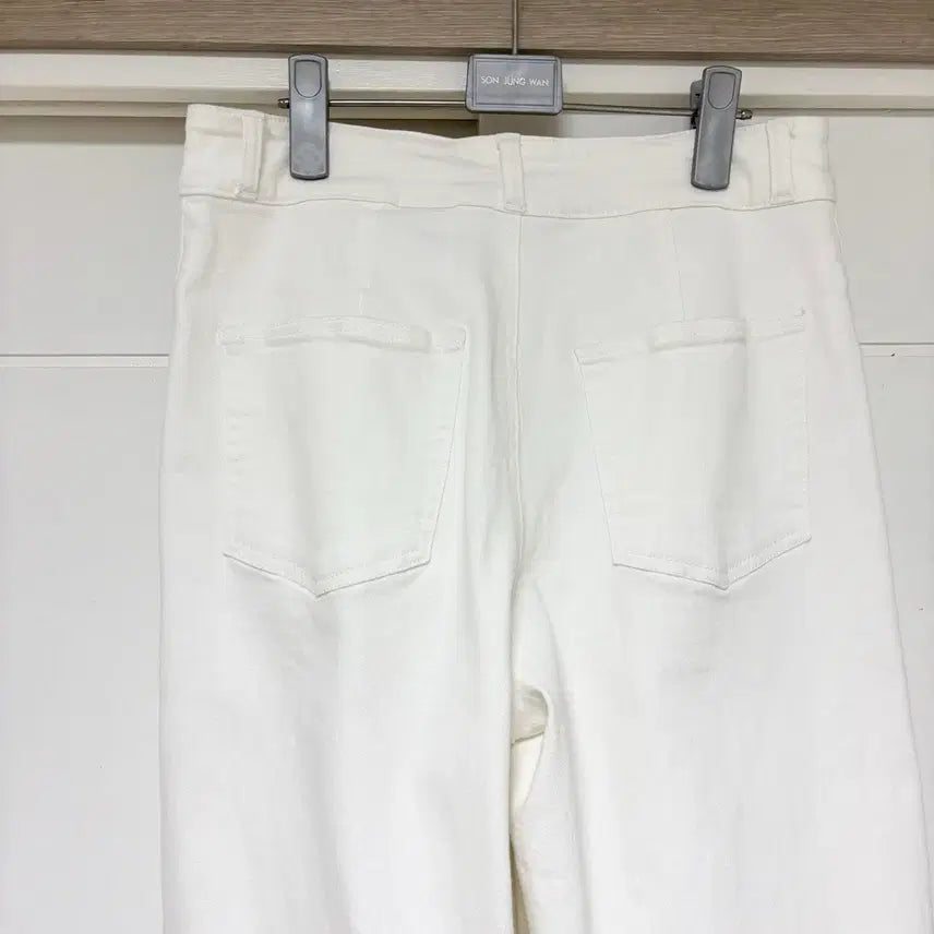 [SOLD OUT] 마레몬떼 화이트 와이드 데님 팬츠