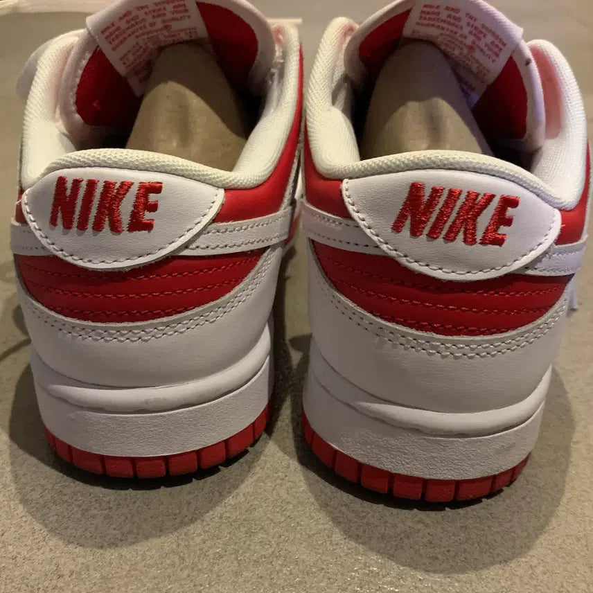 [SOLD OUT] 새상품 250 나이키 덩크 로우 레트로 유니버시티 챔피언쉽 레드
