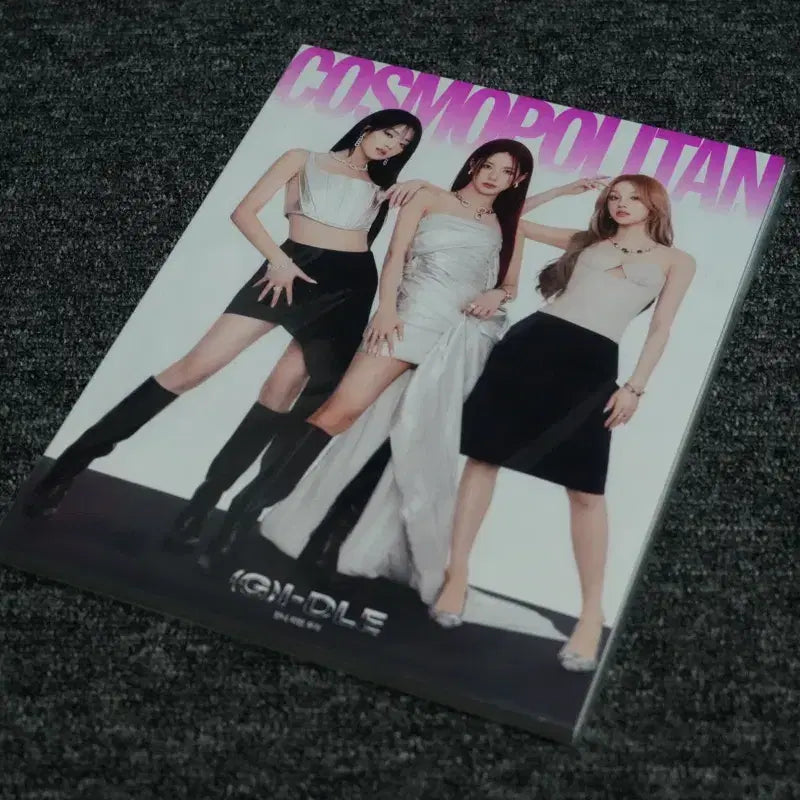 [BUNJANG] Cosmopolitan (G)I-DLE Cover Magazine - Sealed / (미개봉) 코스모 폴리탄 여자아이들 커버