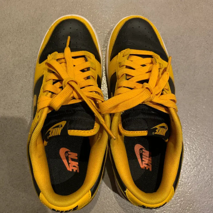 [BUNJANG] Nike Dunk Low Retro Championship Goldenrod Sneakers / 250 나이키 덩크 로우 레트로 챔피언쉽 골든로드