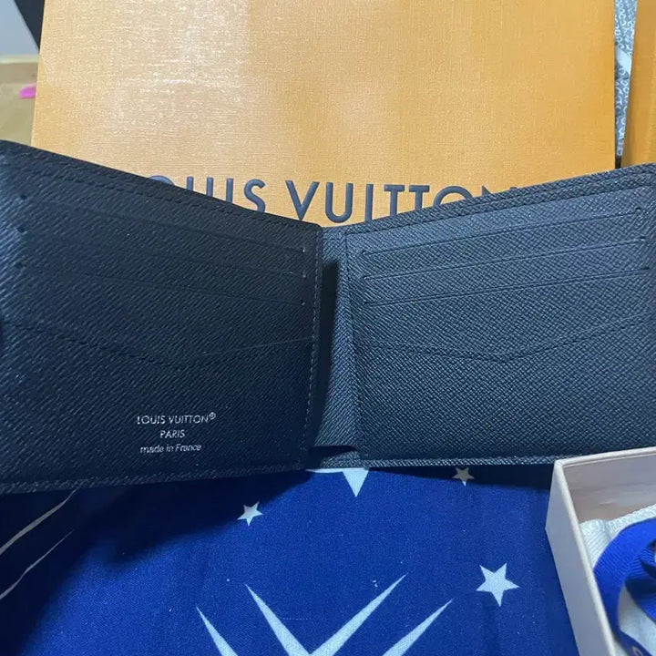 [SOLD OUT] 루이비통 슬렌더 월렛 모노그램 이클립스 반지갑(정품)