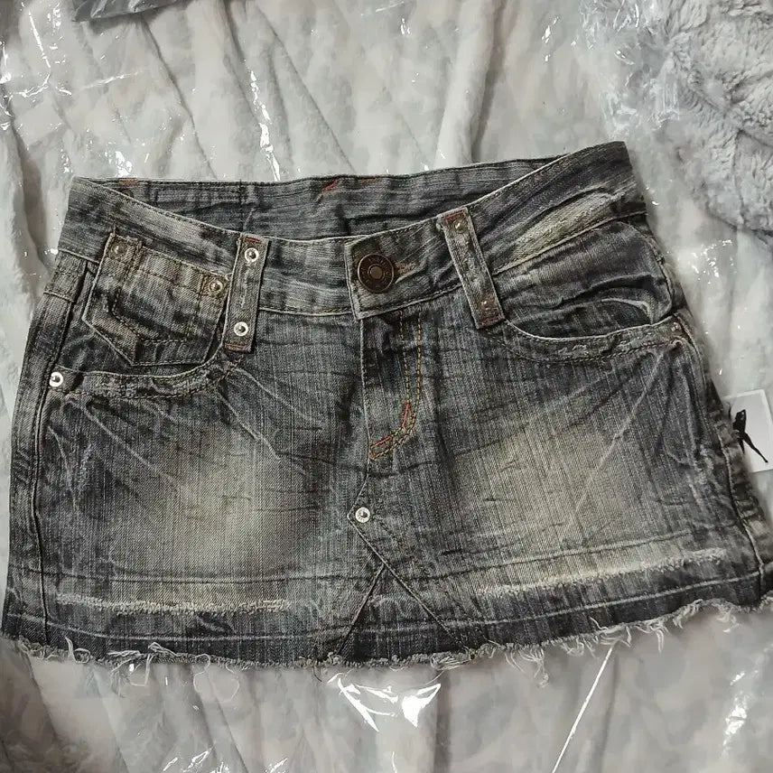 [SOLD OUT] Y2K갸루 데님그레이스커트