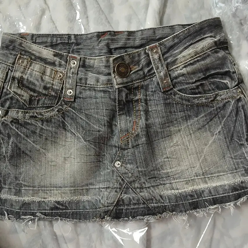 [SOLD OUT] Y2K갸루 데님그레이스커트