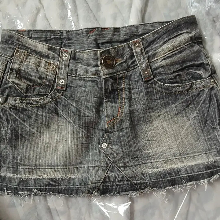 [SOLD OUT] Y2K갸루 데님그레이스커트