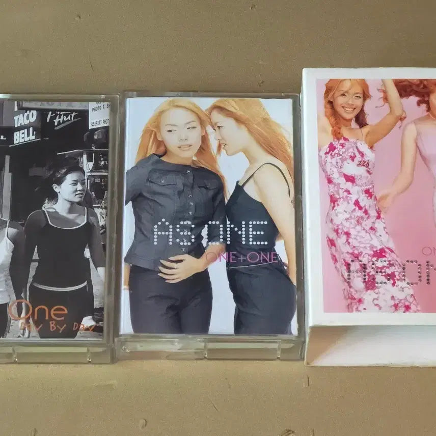 [BUNJANG] 애즈원(As One) 카세트 테이프 1집 &amp; 스페셜 앨범 판매 / 애즈원(As One) 카세트 테이프 1집 &amp; 스페셜 앨범 판매