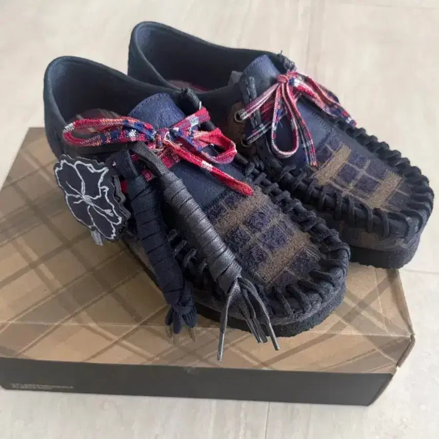 [BUNJANG] Clarks Nicholas Deuze Daisy Collaboration Shoes / 클락스 x 니콜라스 데이지 콜라보 245 새상품 전체품절