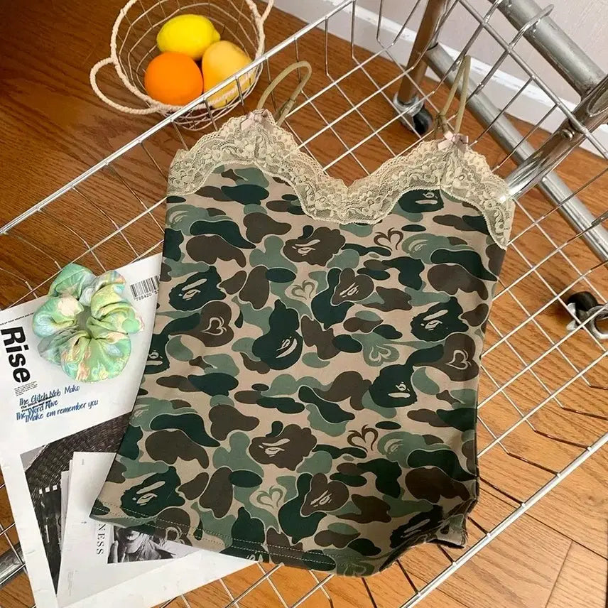 [BUNJANG] Y2K Camouflage Lace Crop Top / 밀리터리나시 레이스나시 y2k 카모나시 밀리터리룩 페스티벌룩 갸루 크롭탑
