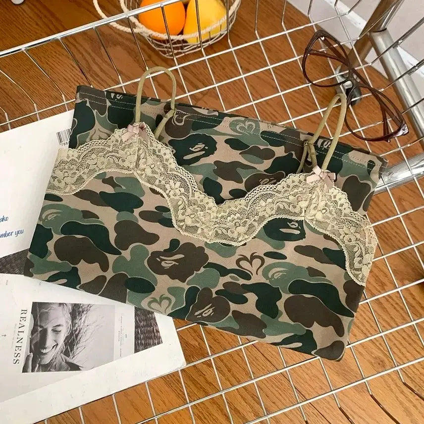 [BUNJANG] Y2K Camouflage Lace Crop Top / 밀리터리나시 레이스나시 y2k 카모나시 밀리터리룩 페스티벌룩 갸루 크롭탑