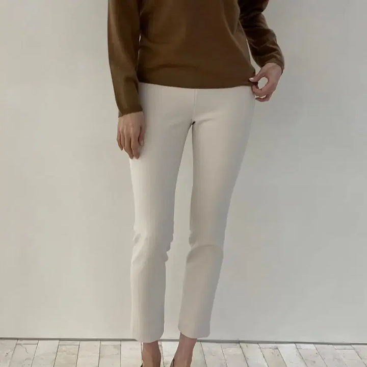 [BUNJANG] R2W High-Cut Ivory Cream Fleece Lined Leggings Pants / 레디투웨어 R2W w 하이컷 트라우저 아이보리 크림 기모 레깅스팬츠 레투