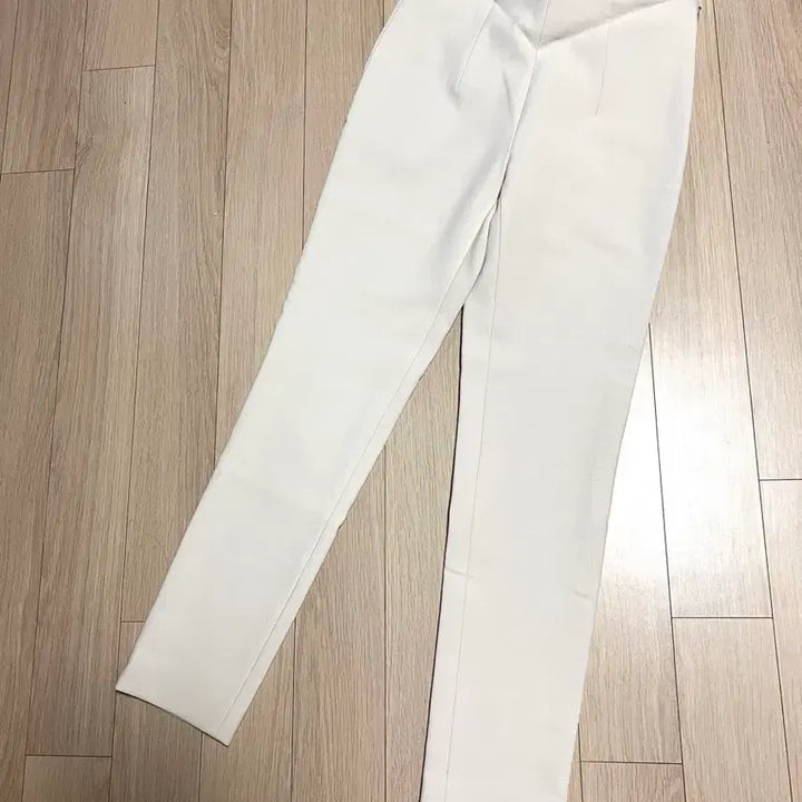 [BUNJANG] R2W High-Cut Ivory Cream Fleece Lined Leggings Pants / 레디투웨어 R2W w 하이컷 트라우저 아이보리 크림 기모 레깅스팬츠 레투