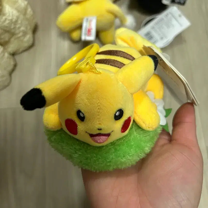 [BUNJANG] Pokemon Pikachu Plush Keychain / 포켓몬스터 피카츄 인형 키링 새상품