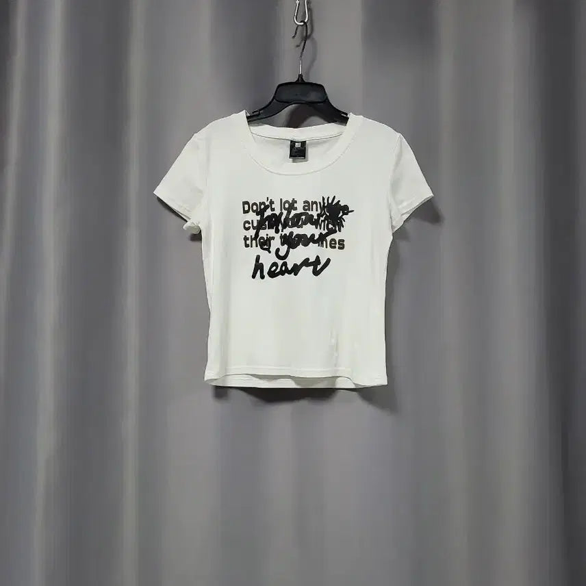 [SOLD OUT] 스판 레터링 면티