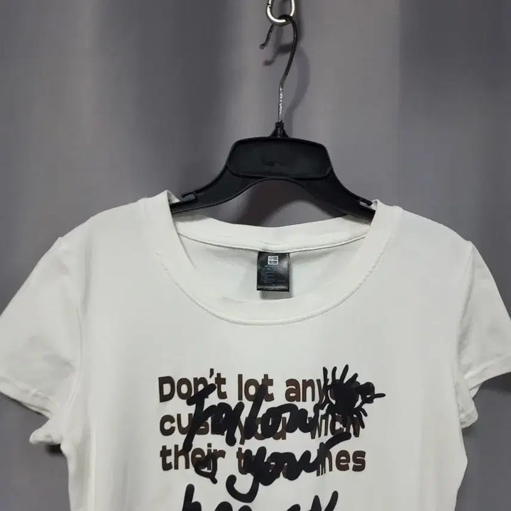 [SOLD OUT] 스판 레터링 면티