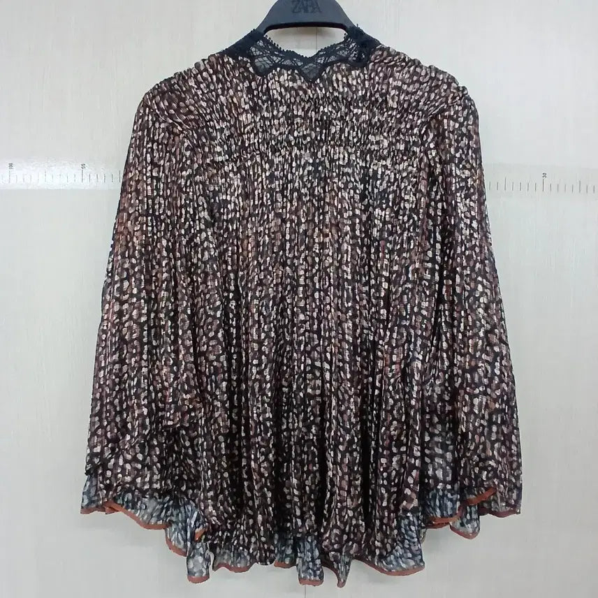 [BUNJANG] Time Pattern Lace Blouse / 타임 패턴 블라우스