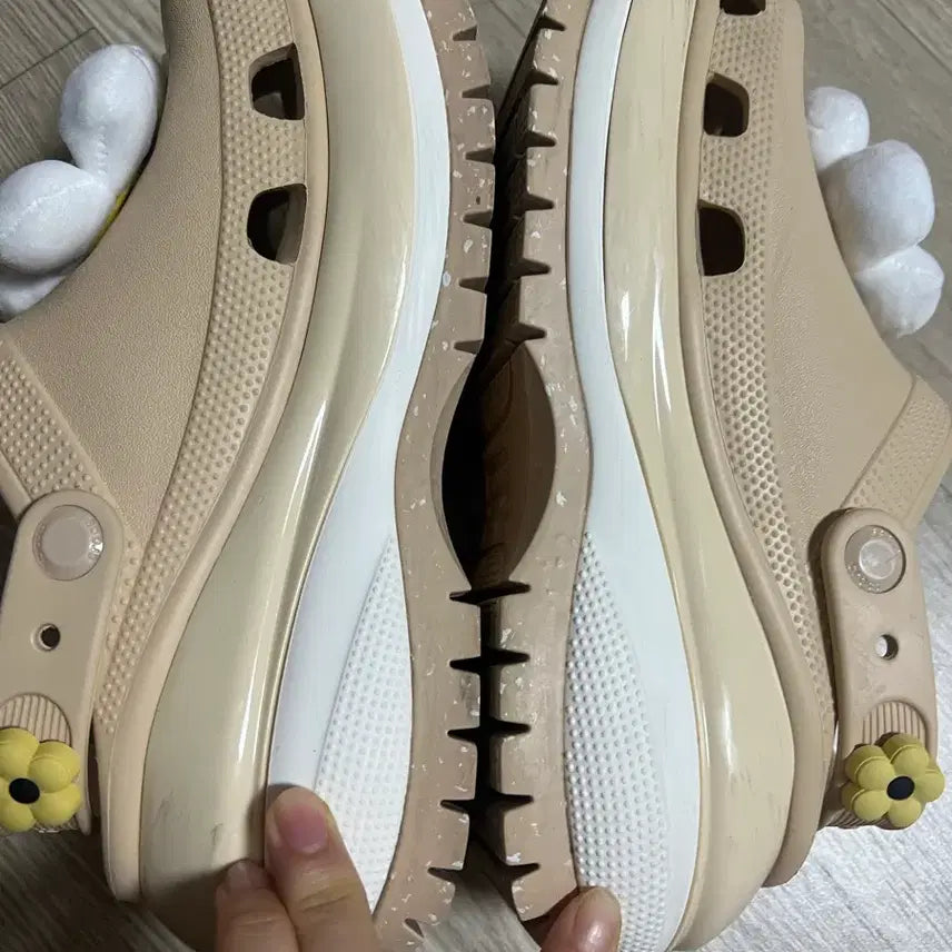 [SOLD OUT] 키높이크록스 240