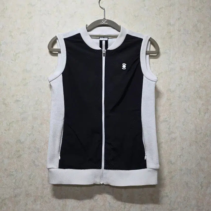 [SOLD OUT] (무료배송)와이드앵글 여성 조끼