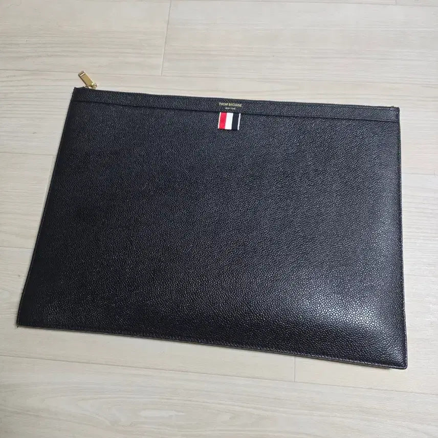 [SOLD OUT] 톰브라운 클러치백