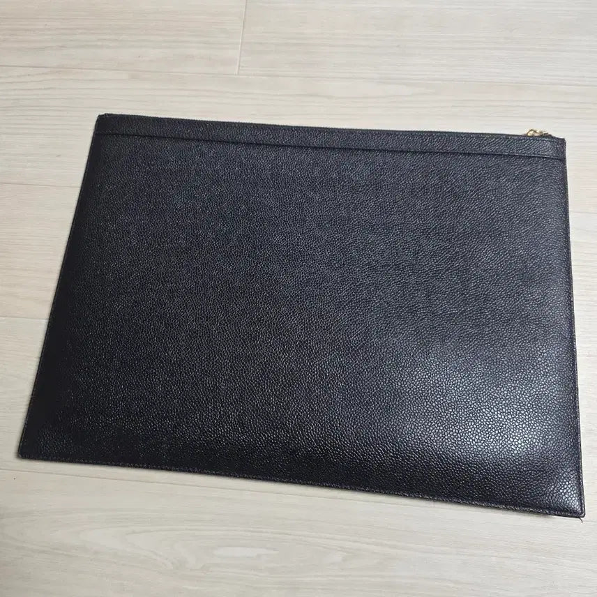 [SOLD OUT] 톰브라운 클러치백