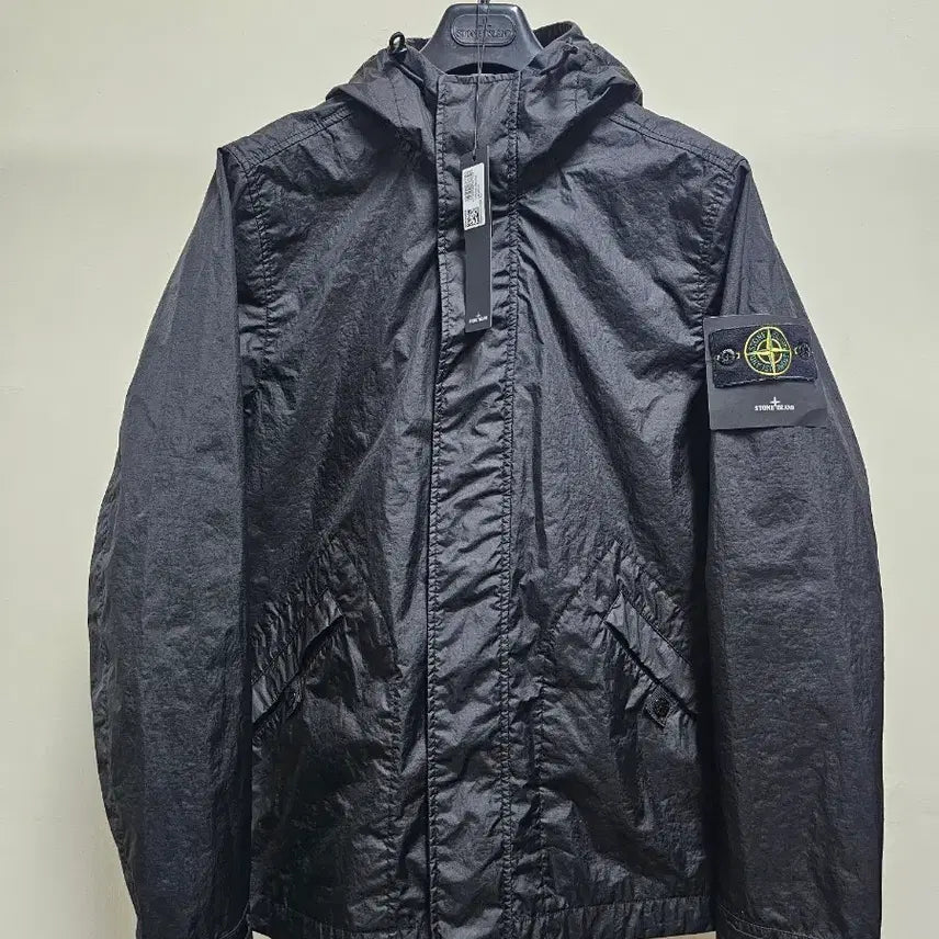 [SOLD OUT] 스톤아일랜드 멤브라나 3L TC 후드 자켓
