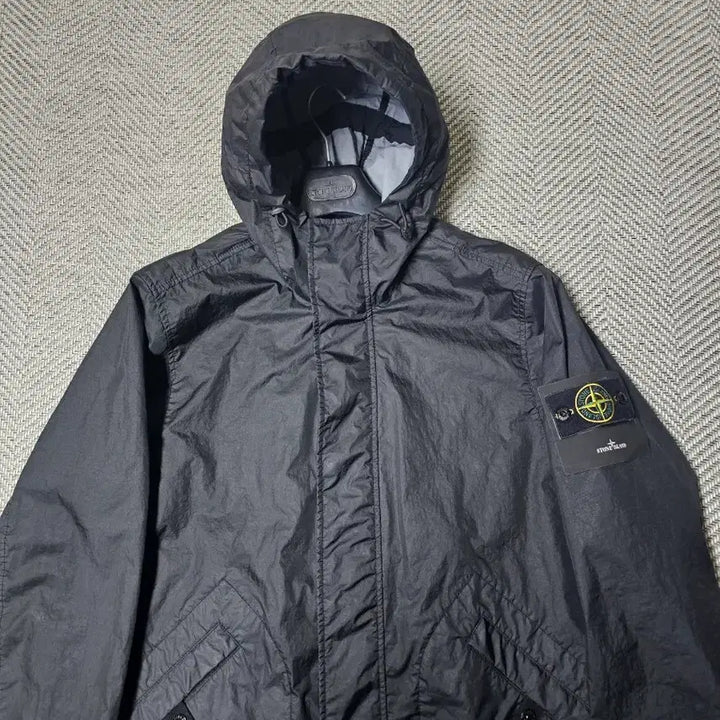 [SOLD OUT] 스톤아일랜드 멤브라나 3L TC 후드 자켓