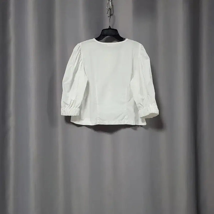 [SOLD OUT] 밴딩 소매 라운드 퍼프 블라우스