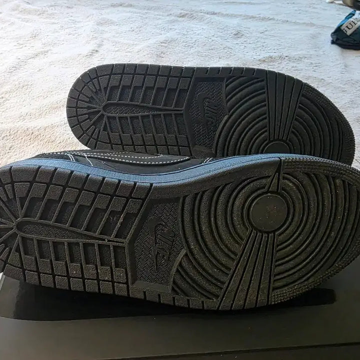 [BUNJANG] Scott Jordan Black Phantom Sneakers / 스캇 조던 블랙팬텀 255