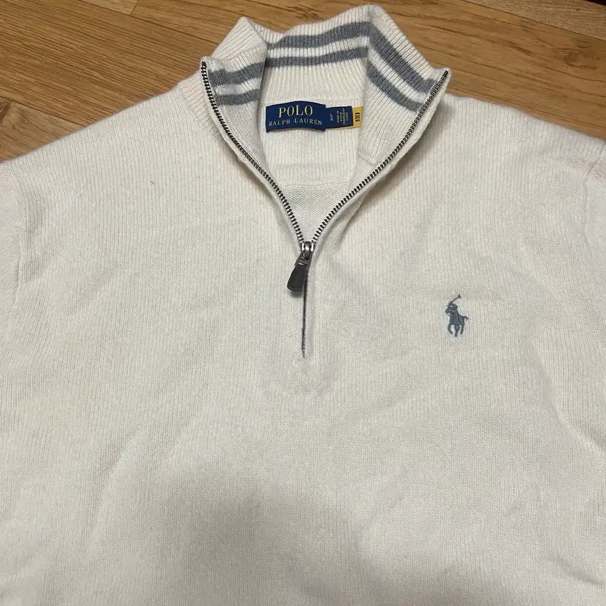 [SOLD OUT] 폴로 신형 반집업니트 아이보리 L사이즈(105사이즈)