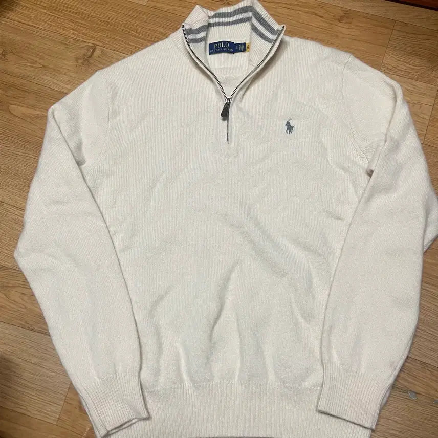 [SOLD OUT] 폴로 신형 반집업니트 아이보리 L사이즈(105사이즈)