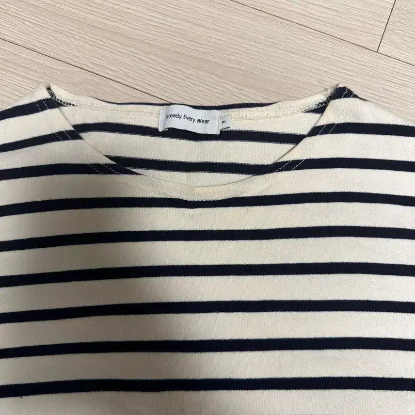 [BUNJANG] SEW Steady Everywhere Stripe Long Sleeve Shirt / SEW 스테디에브리웨어 스트라이프 티 (3)