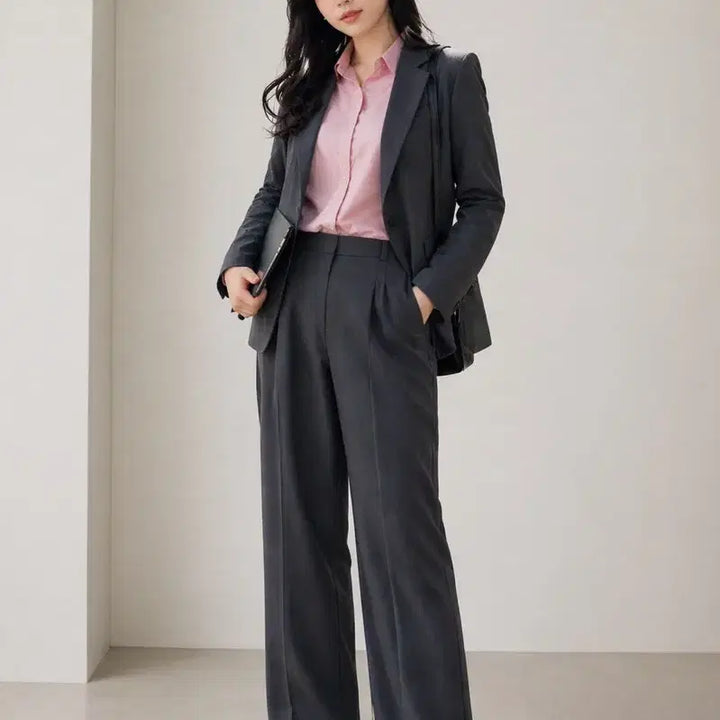 [BUNJANG] Gogosing Semi-Wide Fit Tucked Slacks Grey M / 고고싱 핀턱 세미 와이드핏 슬랙스 회색(그레이) M 판매합니다.