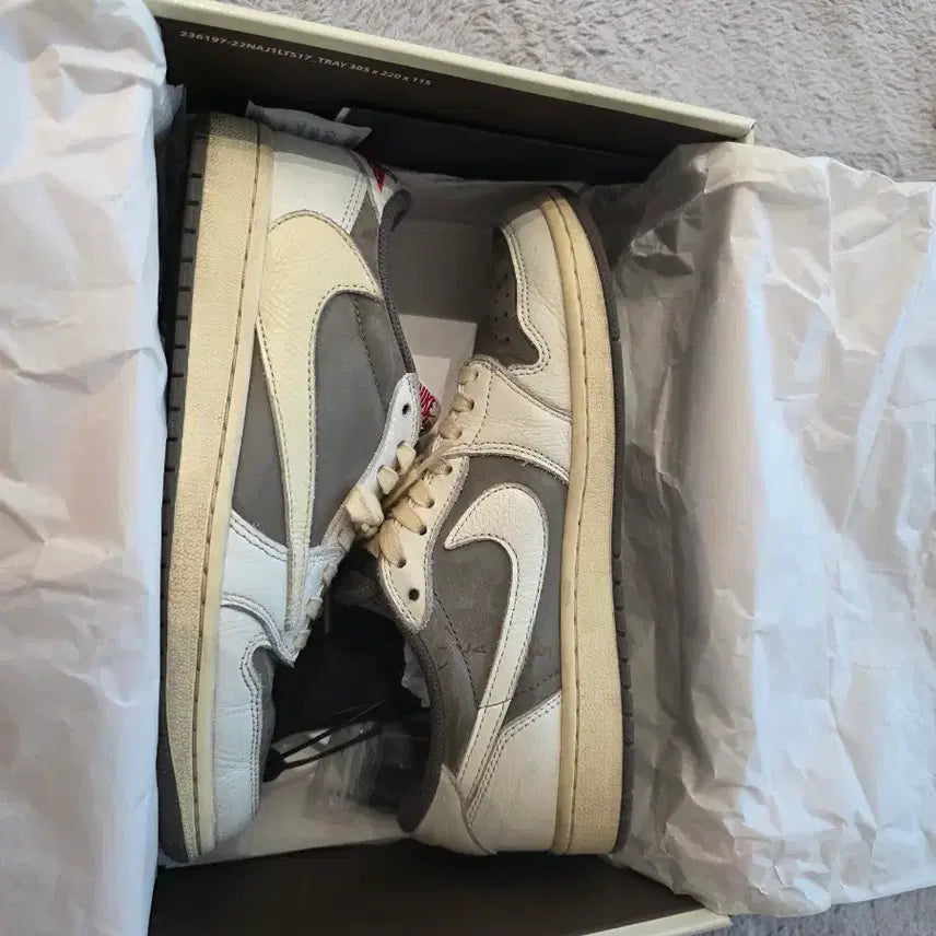 [BUNJANG] Nike Scott Jordan Reverse Mocha Sneakers / 스캇조던 리버스 모카 255