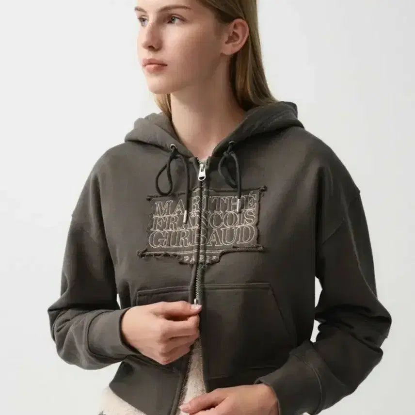 [BUNJANG] Marithe Francois Girbaud Seulgi Classic Logo Crop Hoodie Charcoal (M) / (슬기st) 마리떼프랑소와저버 클래식 로고 크롭 후드집업 차콜 (M)
