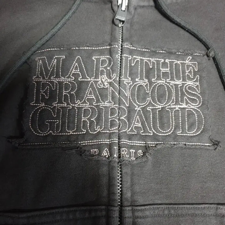 [BUNJANG] Marithe Francois Girbaud Seulgi Classic Logo Crop Hoodie Charcoal (M) / (슬기st) 마리떼프랑소와저버 클래식 로고 크롭 후드집업 차콜 (M)