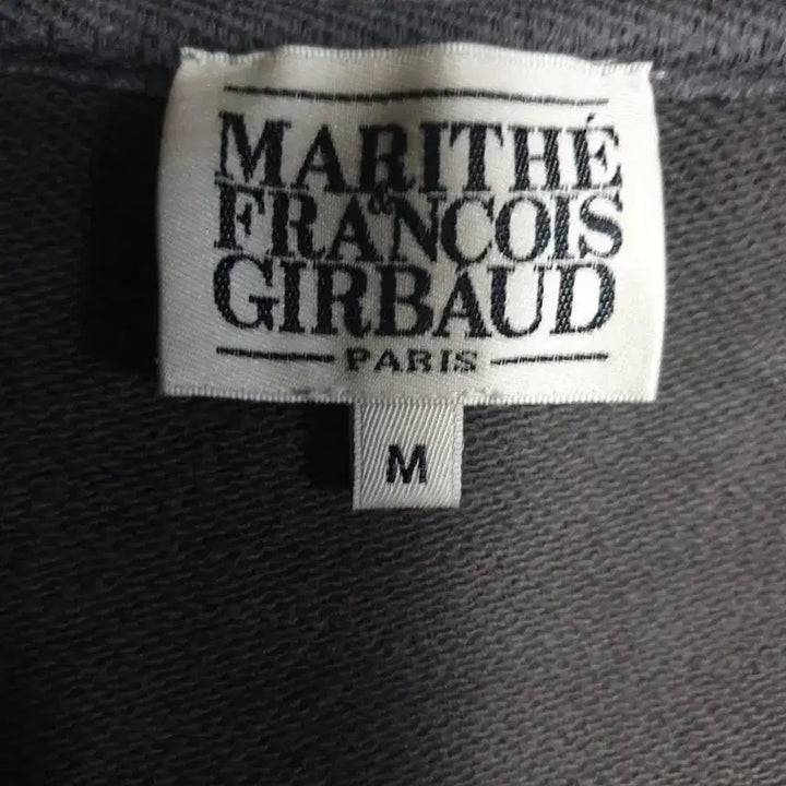 [BUNJANG] Marithe Francois Girbaud Seulgi Classic Logo Crop Hoodie Charcoal (M) / (슬기st) 마리떼프랑소와저버 클래식 로고 크롭 후드집업 차콜 (M)