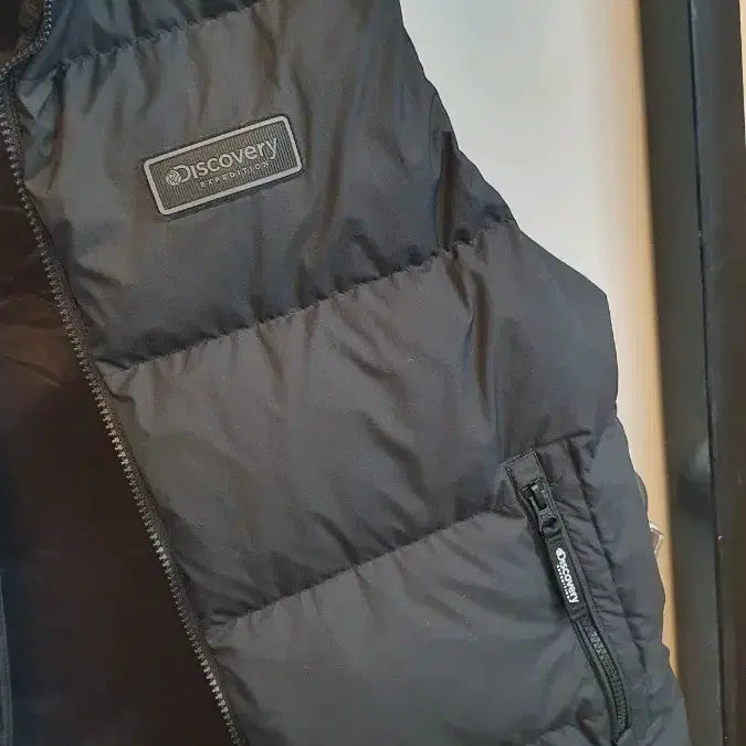 [BUNJANG] Discovery Black Padded Vest (Size 95) / 디스커버리 검정 패딩 조끼95  상태최상급 새거수준 남여공용