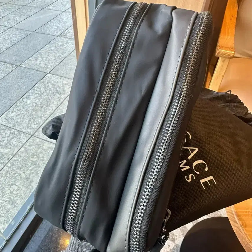 [BUNJANG] Versace Black Waterproof Clutch Pouch / 베르사체 블랙 방수 클러치 파우치