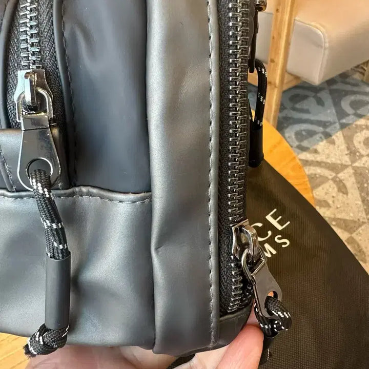 [BUNJANG] Versace Black Waterproof Clutch Pouch / 베르사체 블랙 방수 클러치 파우치