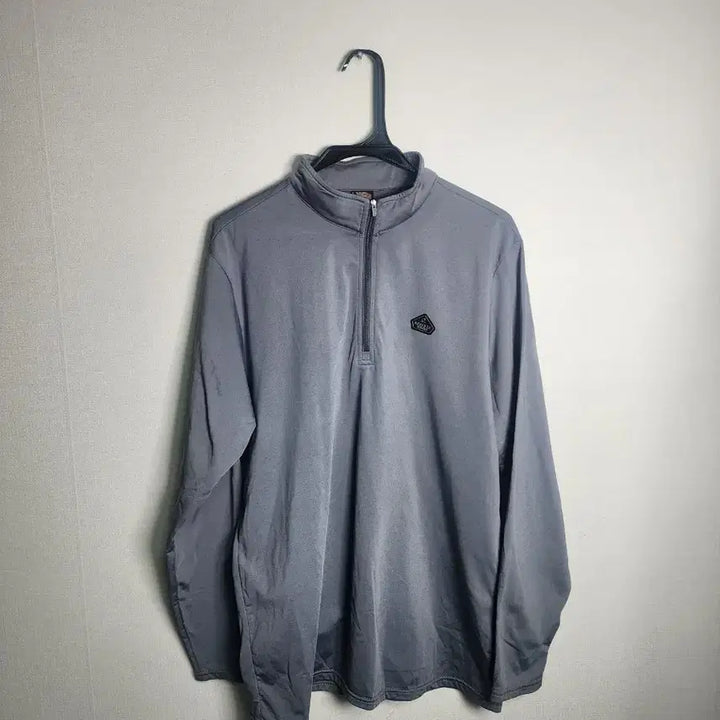 [BUNJANG] Roberto 110 Gray Half-Zip T-shirt / 로베르토 110 사이즈 그레이 반집업 티셔츠