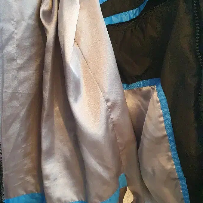 [BUNJANG] Adidas Down Hooded Padded Jacket Black 100 / 아디다스 오리털후드 패딩 블랙100