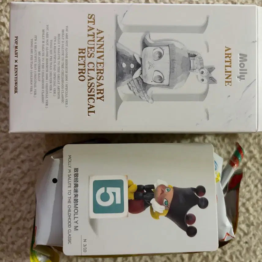[BUNJANG] Pop Mart Molly Classic Retro Series 2 / 팝마트 정품 몰리 클래식 레트로 시리즈2