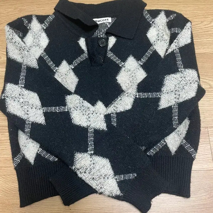 [BUNJANG] Noze Argyle Knit Crop Top / 노제 아가일니트