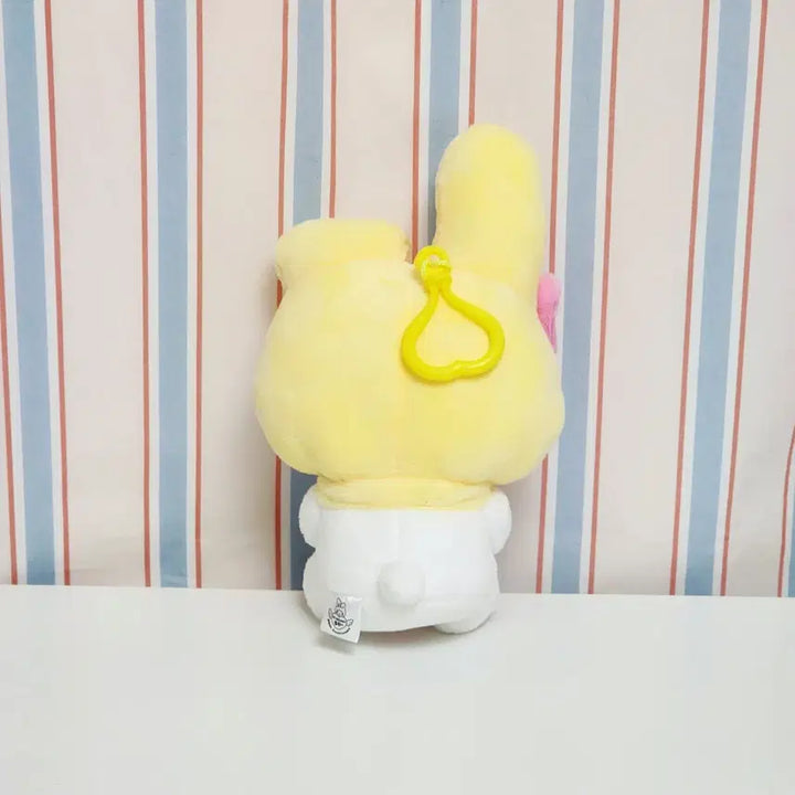 [BUNJANG] Sanrio My Melody 50th Anniversary Yellow Heart Keyring Doll / 새상품)안경 마이멜로디 50주년 옐로우 하트 키링 인형_산리오 누이 굿즈